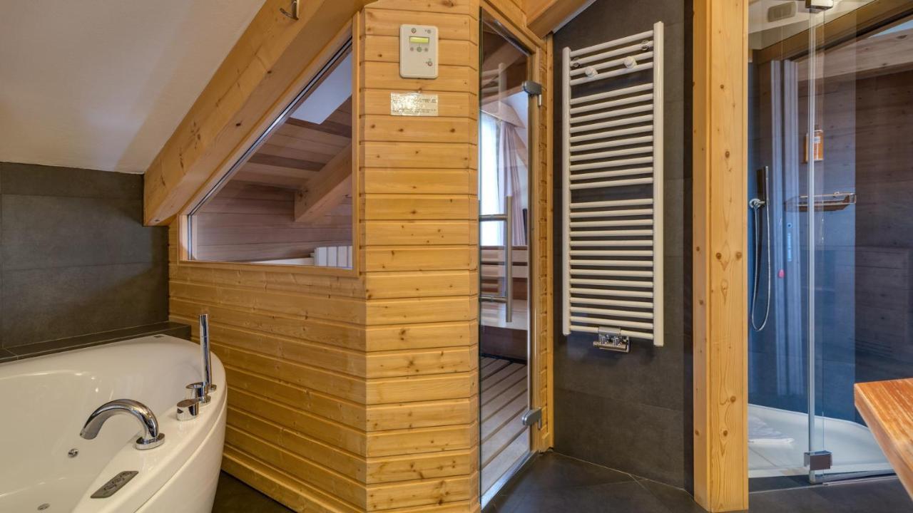 Maribel Hotel Madonna di Campiglio Exterior photo