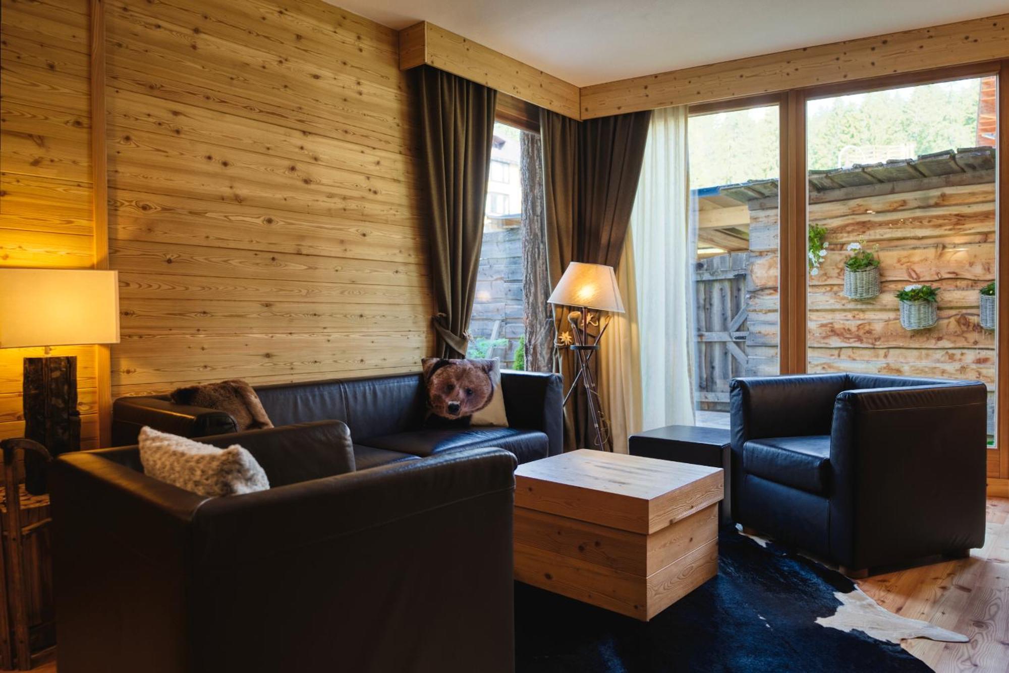 Maribel Hotel Madonna di Campiglio Exterior photo